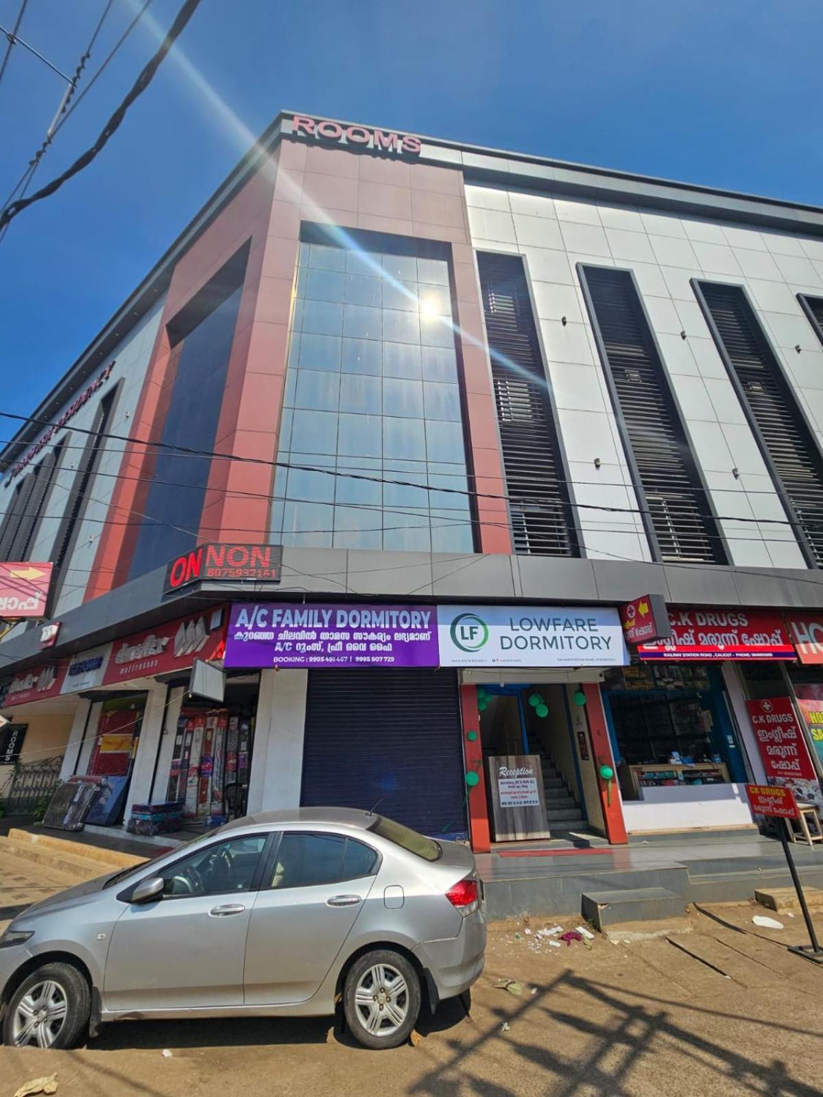 Lowfare Dormitory Kozhikode Exterior photo